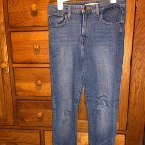 Women’s Levi Jeans